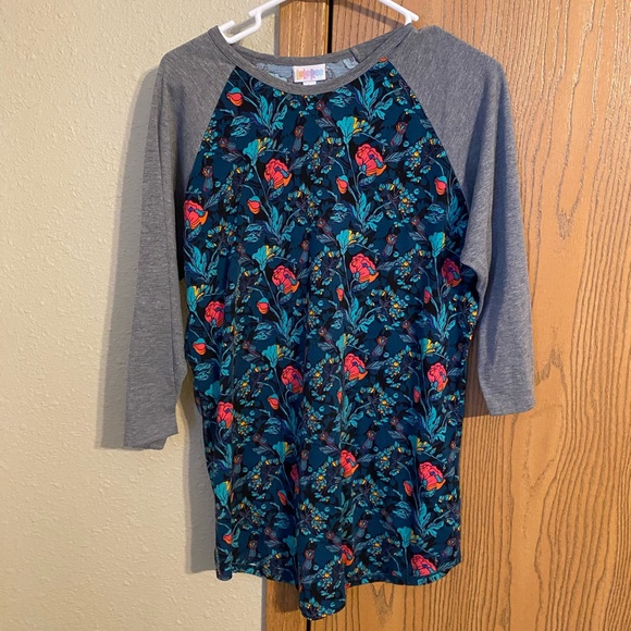 LuLaRoe Top Large - Picture 1 of 2